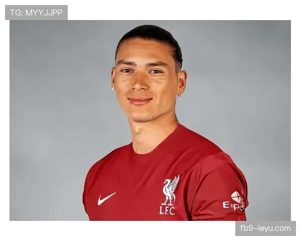 努涅斯火力全开助利物浦进攻端爆发,球队积分排名稳步攀升 努涅斯火力全开助利物浦进攻端爆发,球队积分排名稳步攀升