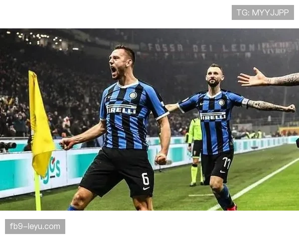 国米球迷热情高涨,状态回暖助球队全力冲击意甲冠军 国米球迷热情高涨,状态回暖助球队全力冲击意甲冠军